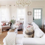 Cozy Livingroom For Your Family 42