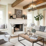 Amazing Farmhouse Style Decorations Interior Design Ideas 24