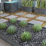 Amazing Succulents Garden Decor Ideas 37