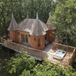 Awesome Treehouse Masters Design Ideas Will Make Dream 08