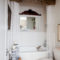 Inspiring Rustic Small Bathroom Wood Decor Design 28