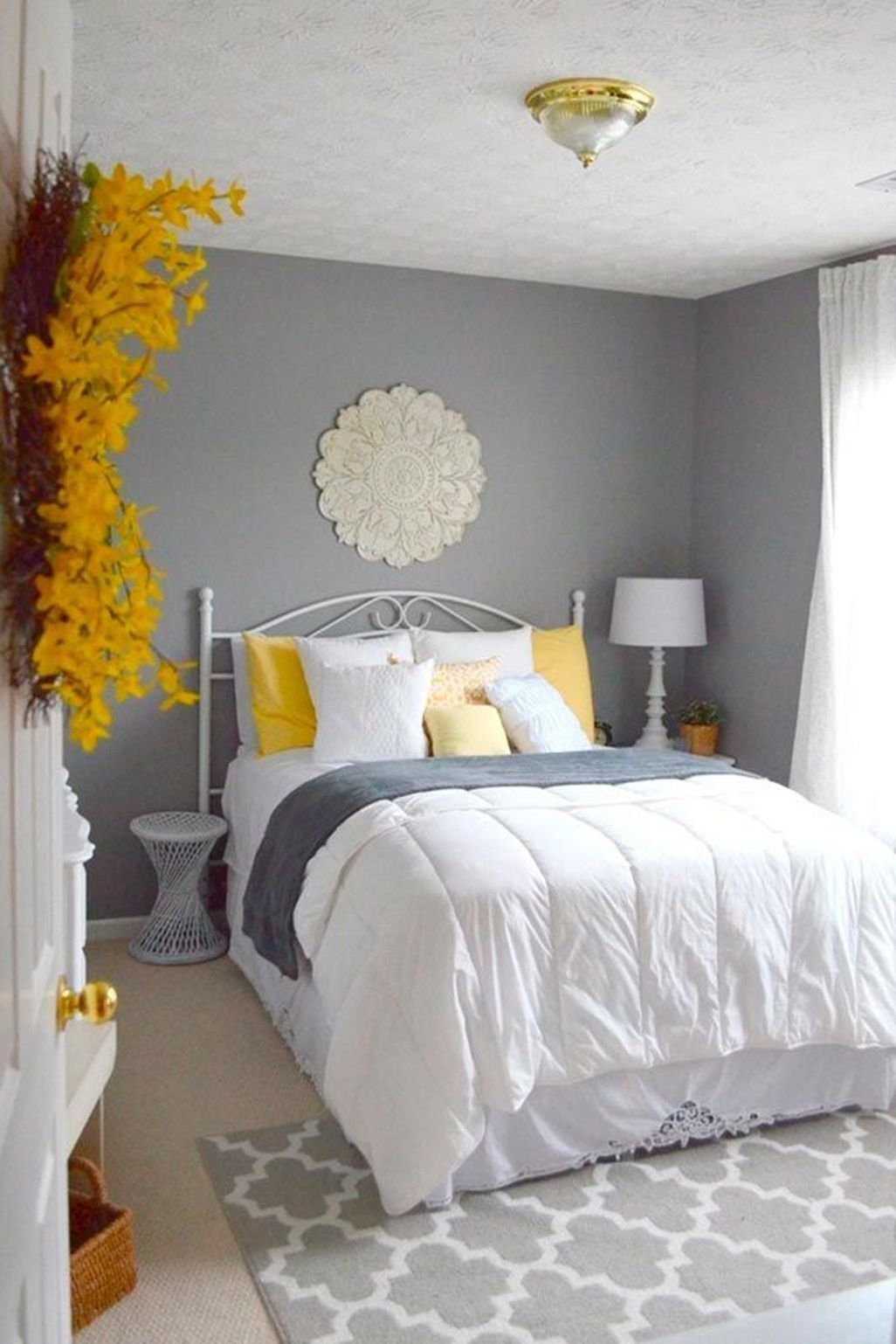 Bedroom Decorating Design Ideas 16