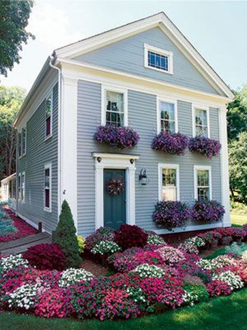 Amazing Windows Flower Boxes Design Ideas Must See22