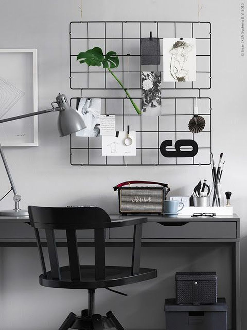 Simple Desk Workspace Design Ideas 22