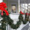 Amazing Outdoor Christmas Ideas For Porch Décor03