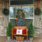 Amazing Outdoor Christmas Ideas For Porch Décor41
