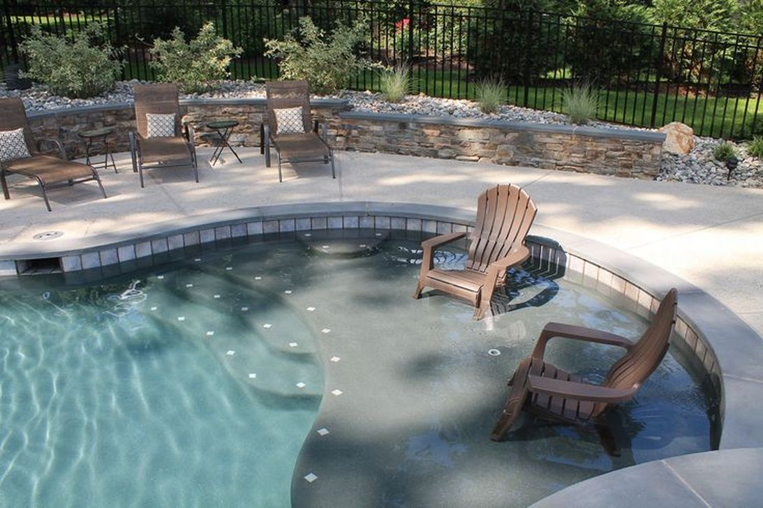 Cozy Swimming Pool Design Ideas For Your Home Backyard17