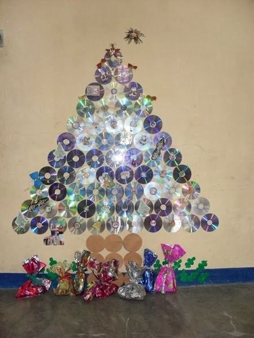 Diy Wall Christmas Tree Ideas07