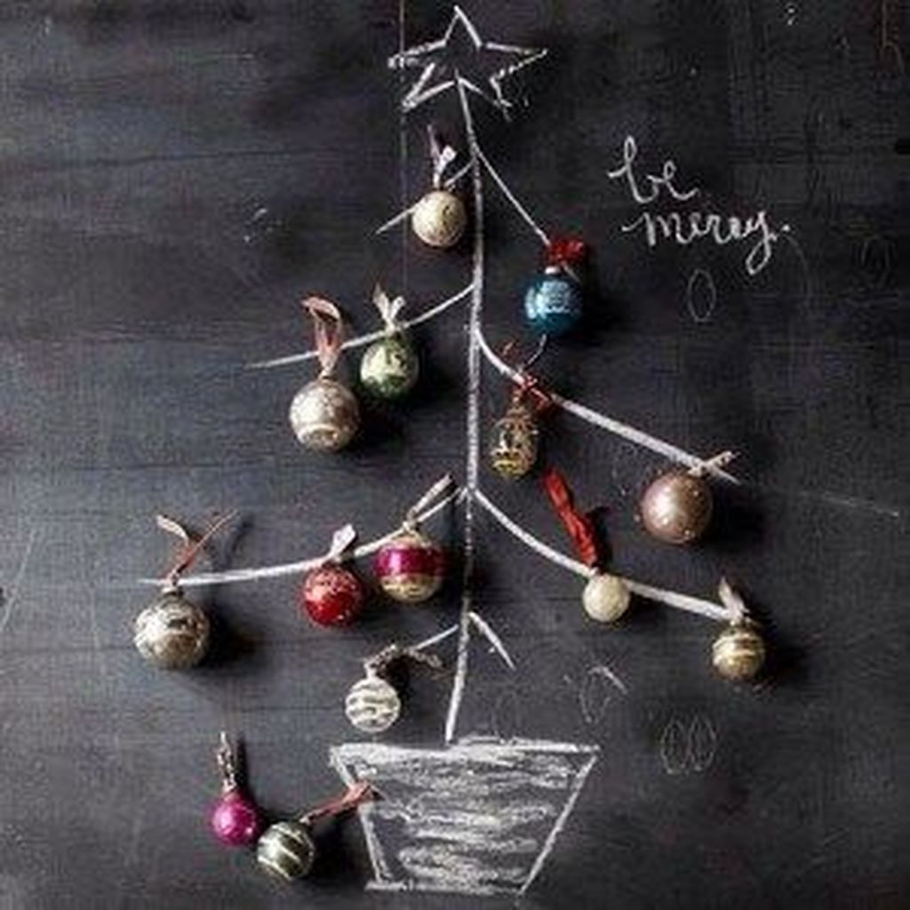 Diy Wall Christmas Tree Ideas09