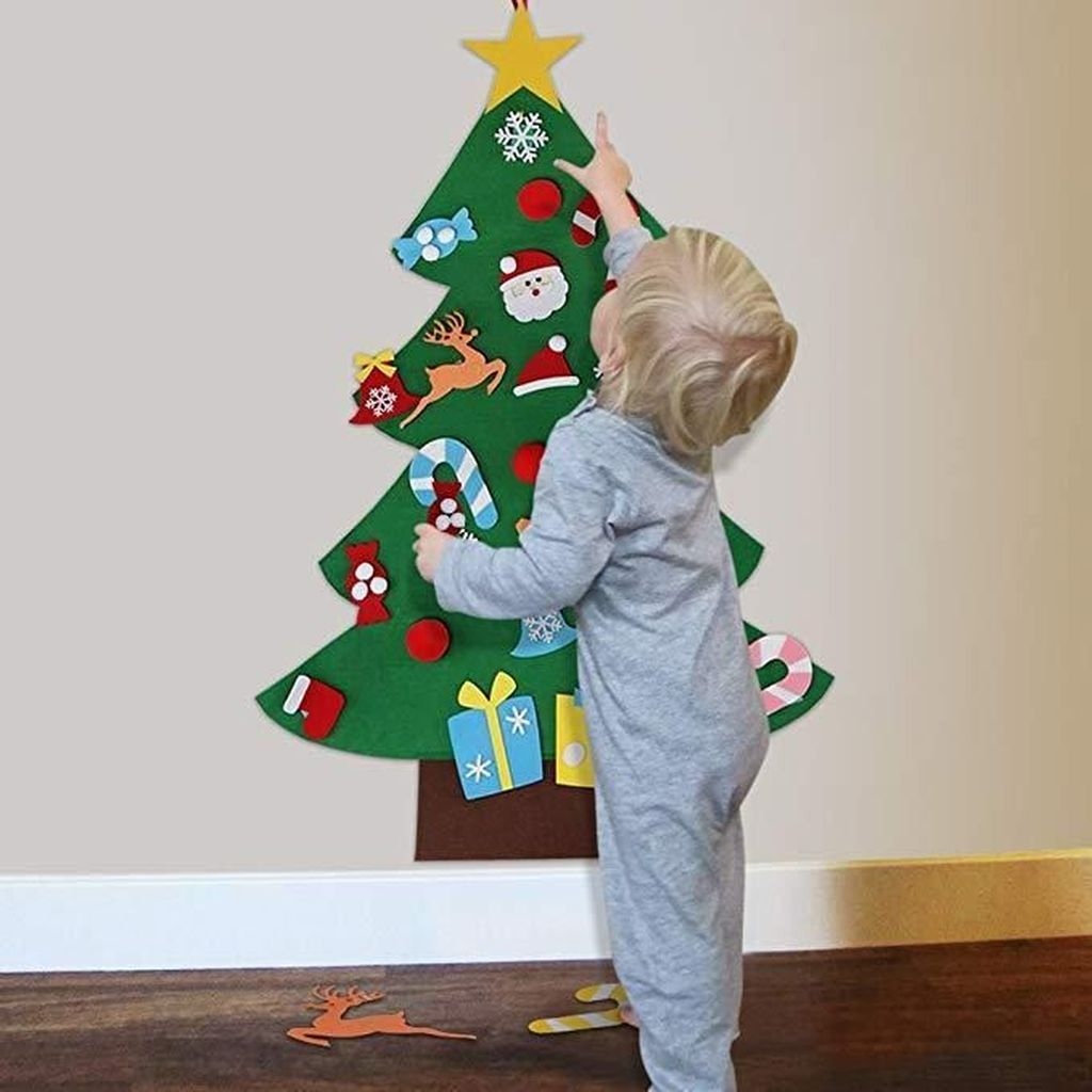 Diy Wall Christmas Tree Ideas20
