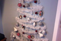 Diy Wall Christmas Tree Ideas23