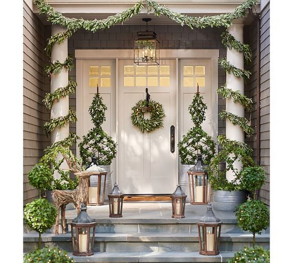 Excellent Outdoor Christmas Decorations Ideas20