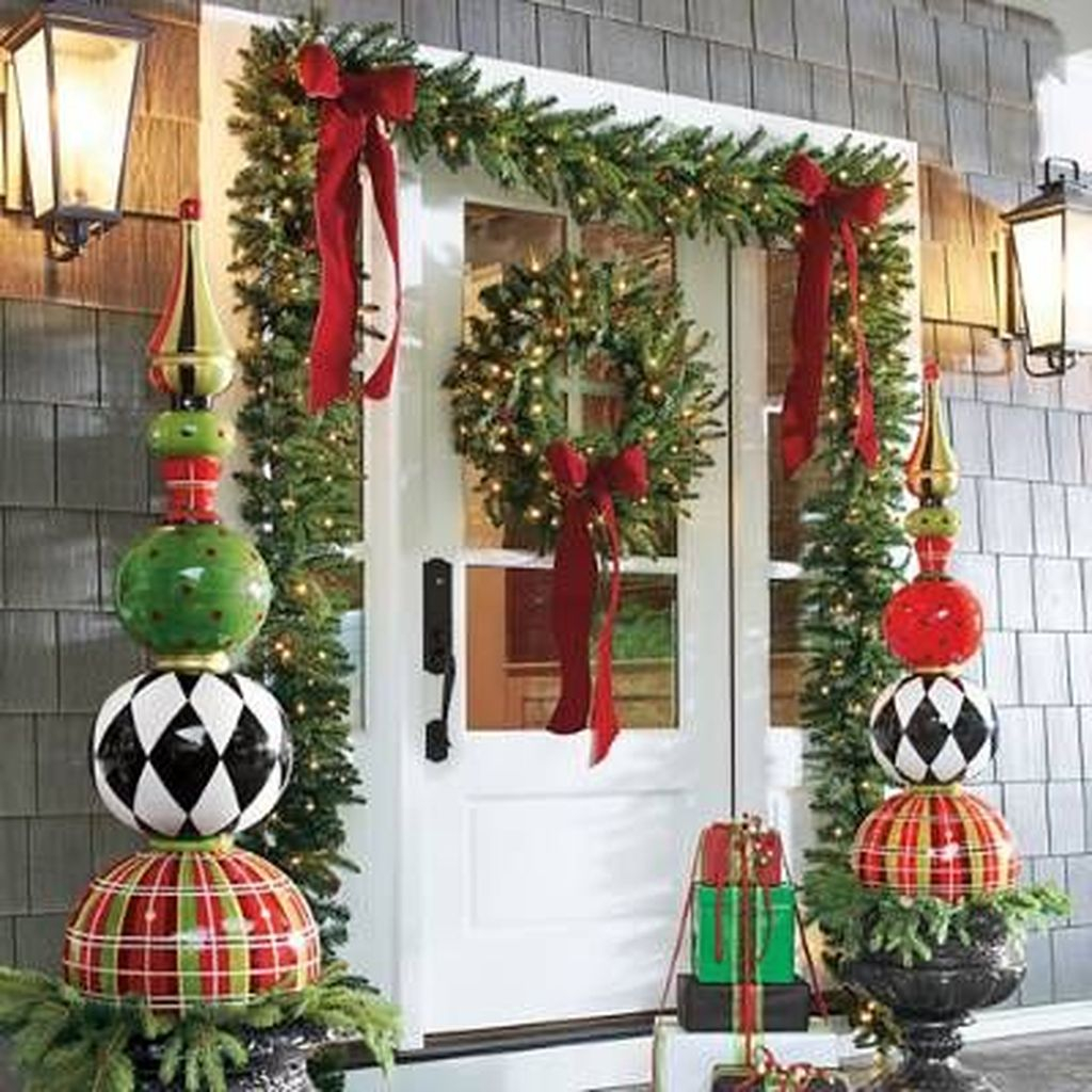 Excellent Outdoor Christmas Decorations Ideas37