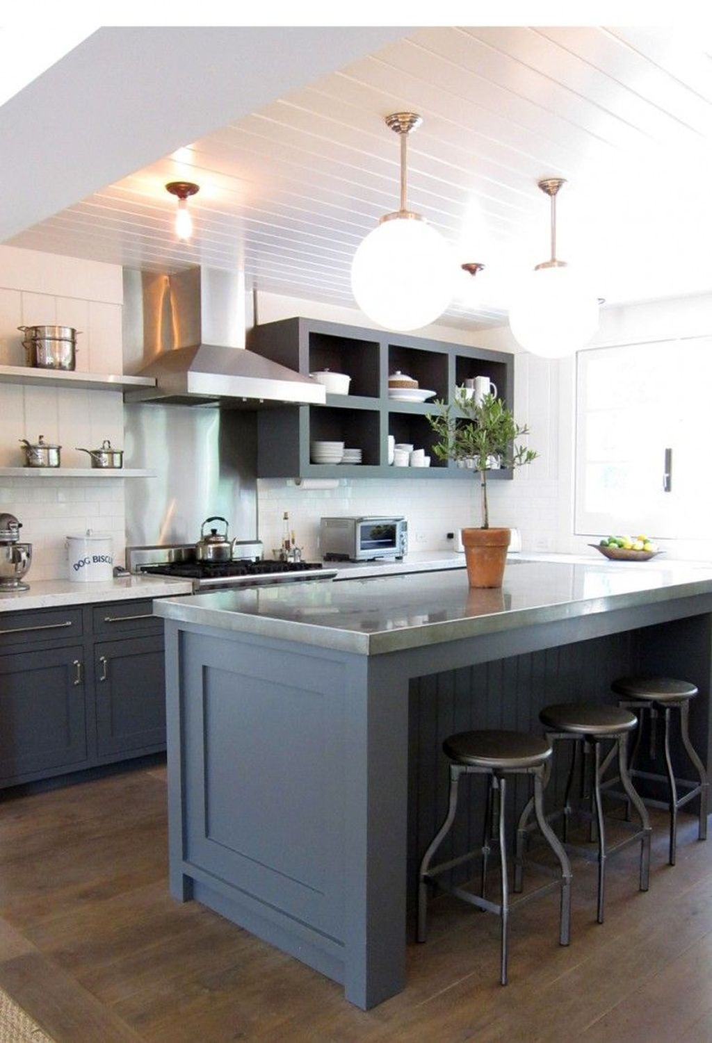 Modern Dark Grey Kitchen Design Ideas15