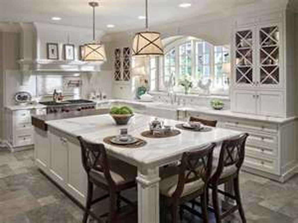 Amazing Traditional Kitchen Designs For Your Kitchen Renovation02