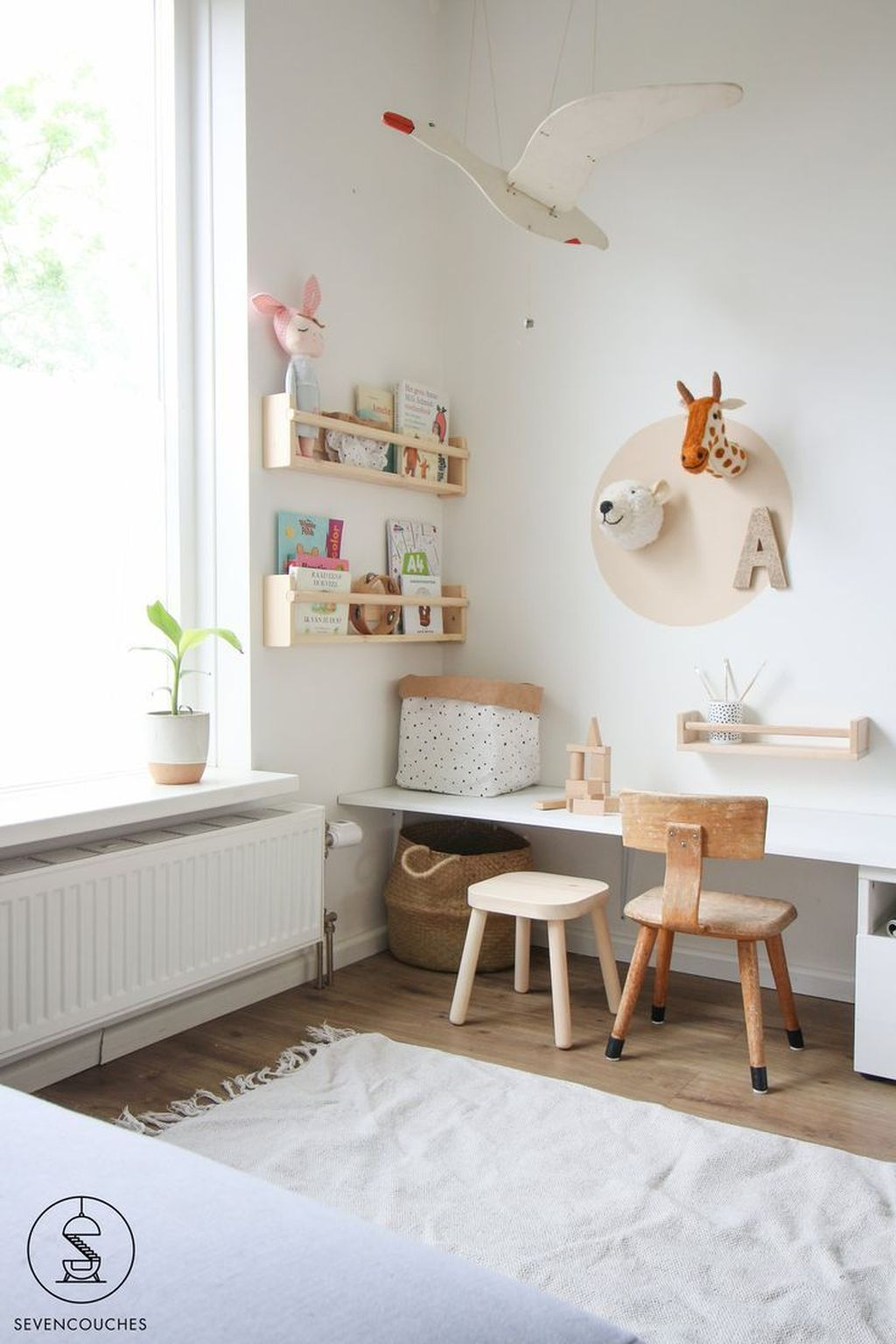 Modern Kids Room Designs For Your Modern Home03 – HOMISHOME