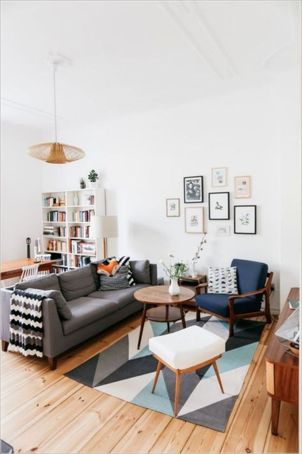 Inspiring Small Living Room Ideas12