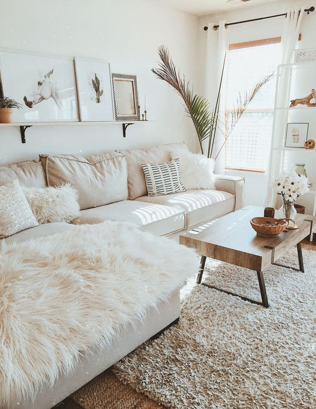 Inspiring Small Living Room Ideas15