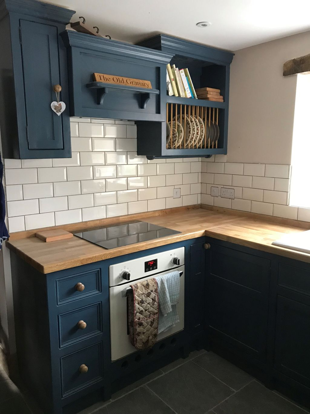 Lovely Blue Kitchen Ideas06