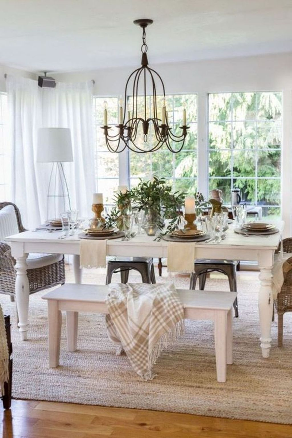 Stunning Country Dining Room Design Ideas12