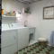 Beautiful Laundry Room Tile Design01