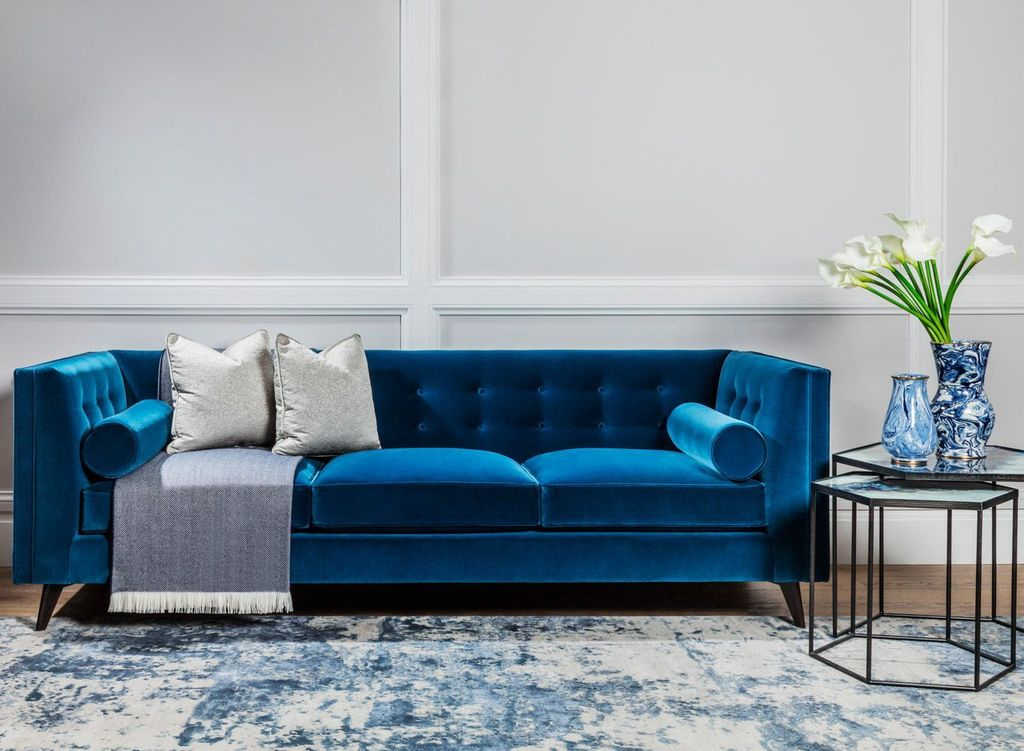 Luxurious And Elegant Living Room Design Ideas17