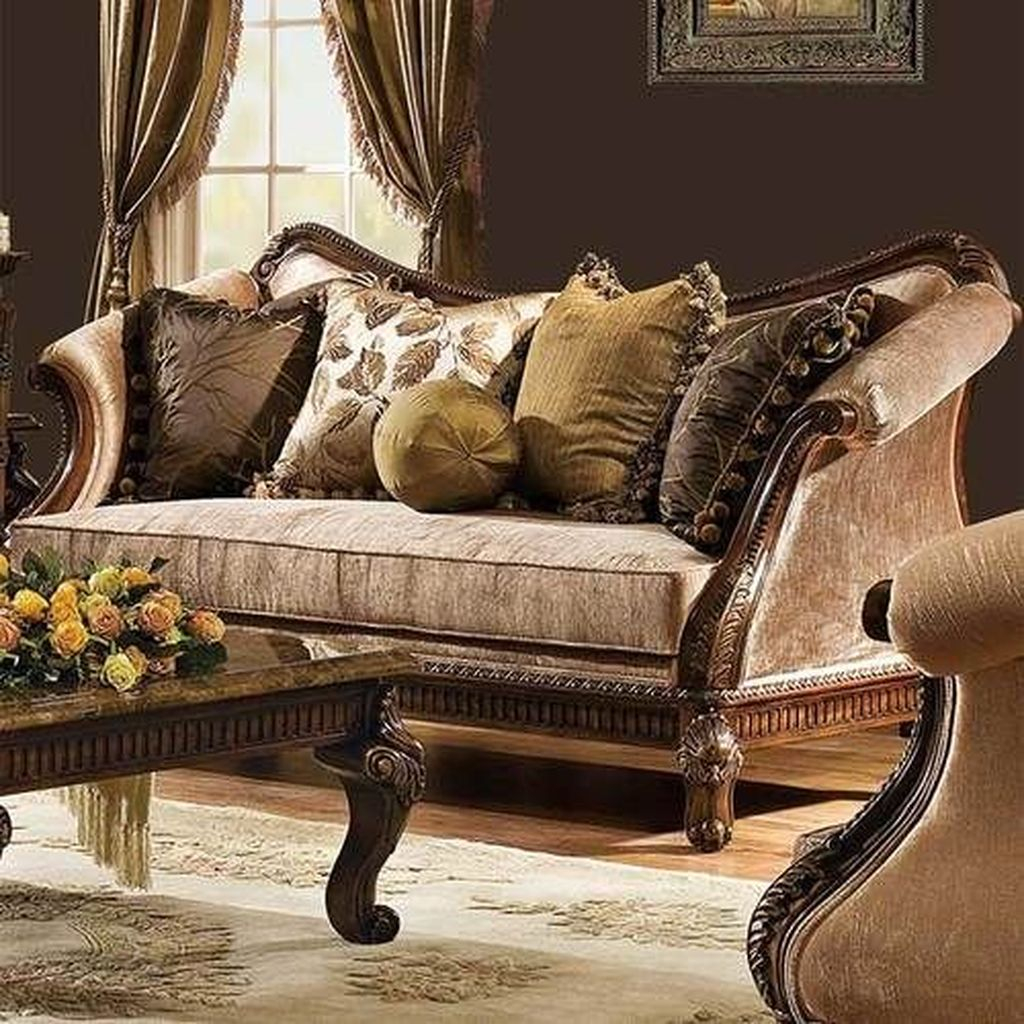 Luxurious And Elegant Living Room Design Ideas26