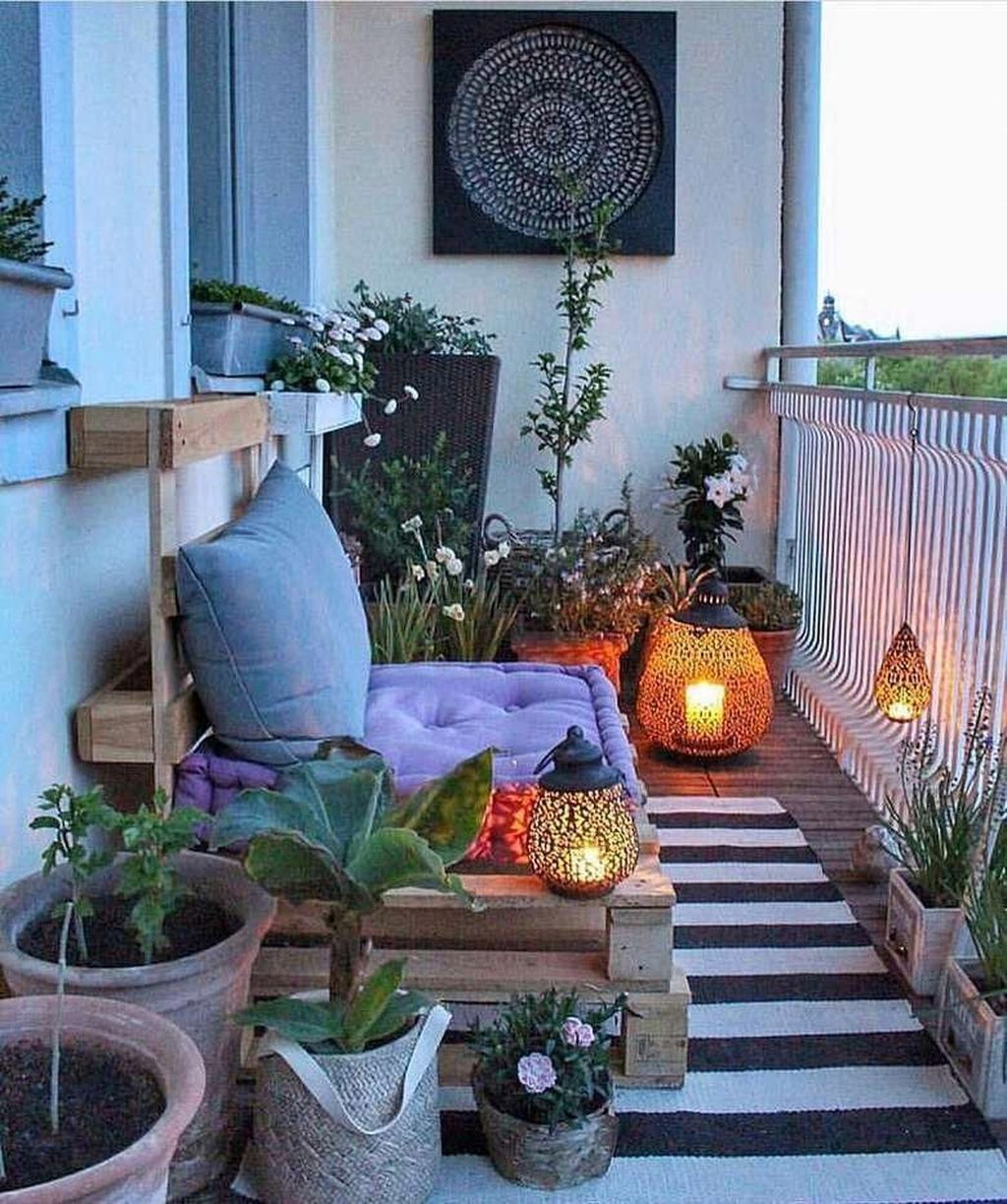 Creative And Simple Balcony Decor Ideas36