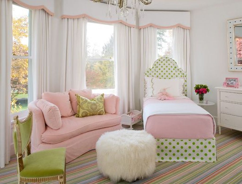 Cute And Cozy Bedroom Decor For Baby Girl20