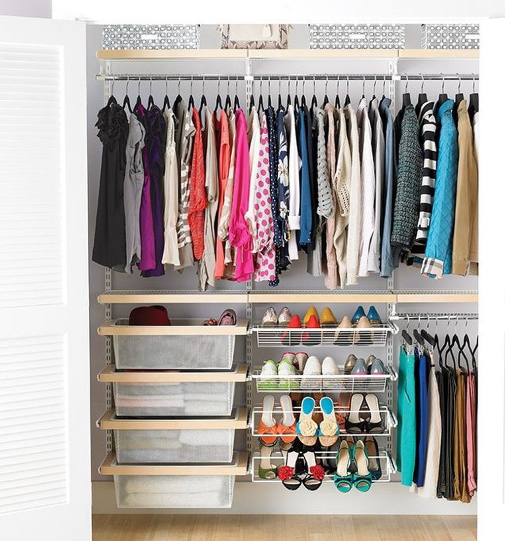 The Best Small Wardrobe Ideas For Your Apartment19 – HOMISHOME