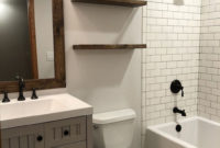Gorgeous Cottage Bathroom Design Ideas27
