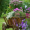 Amazing Ideas For Vintage Garden Decorations For Your Inspiration24