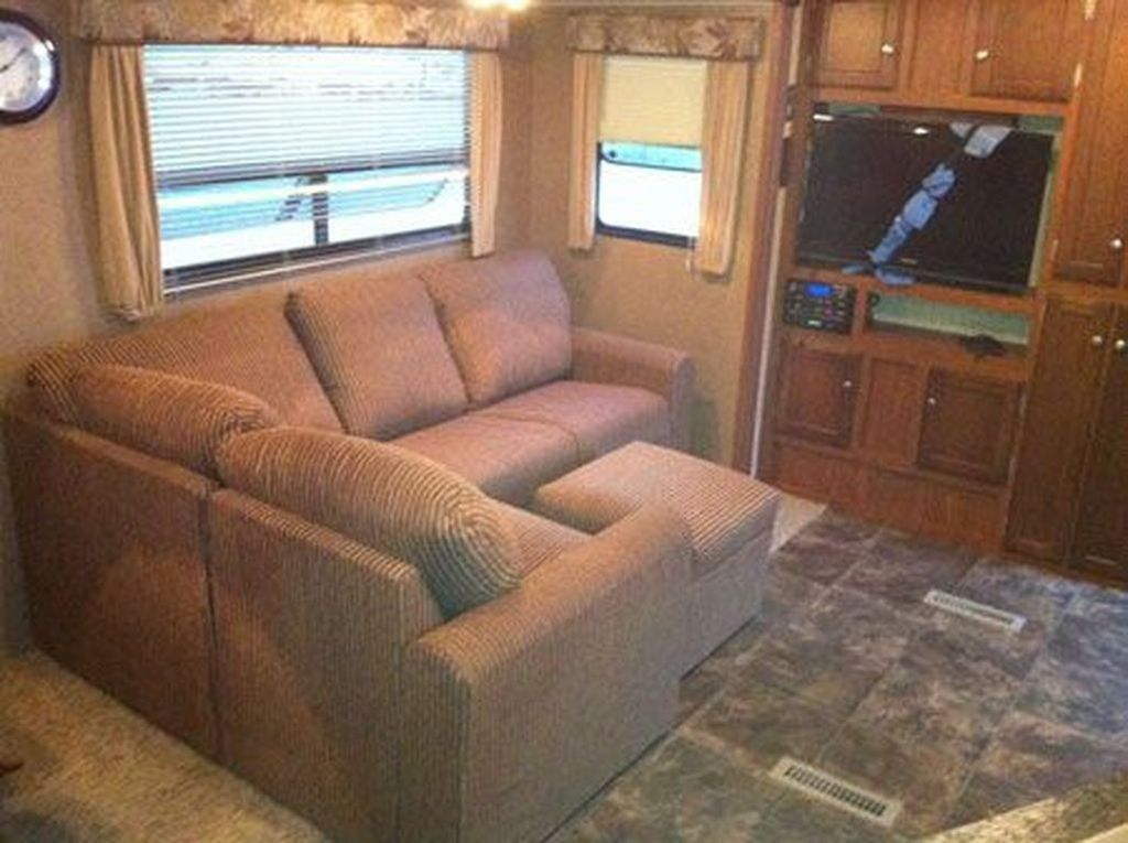 Awesome Rv Living Room Remodel Design14