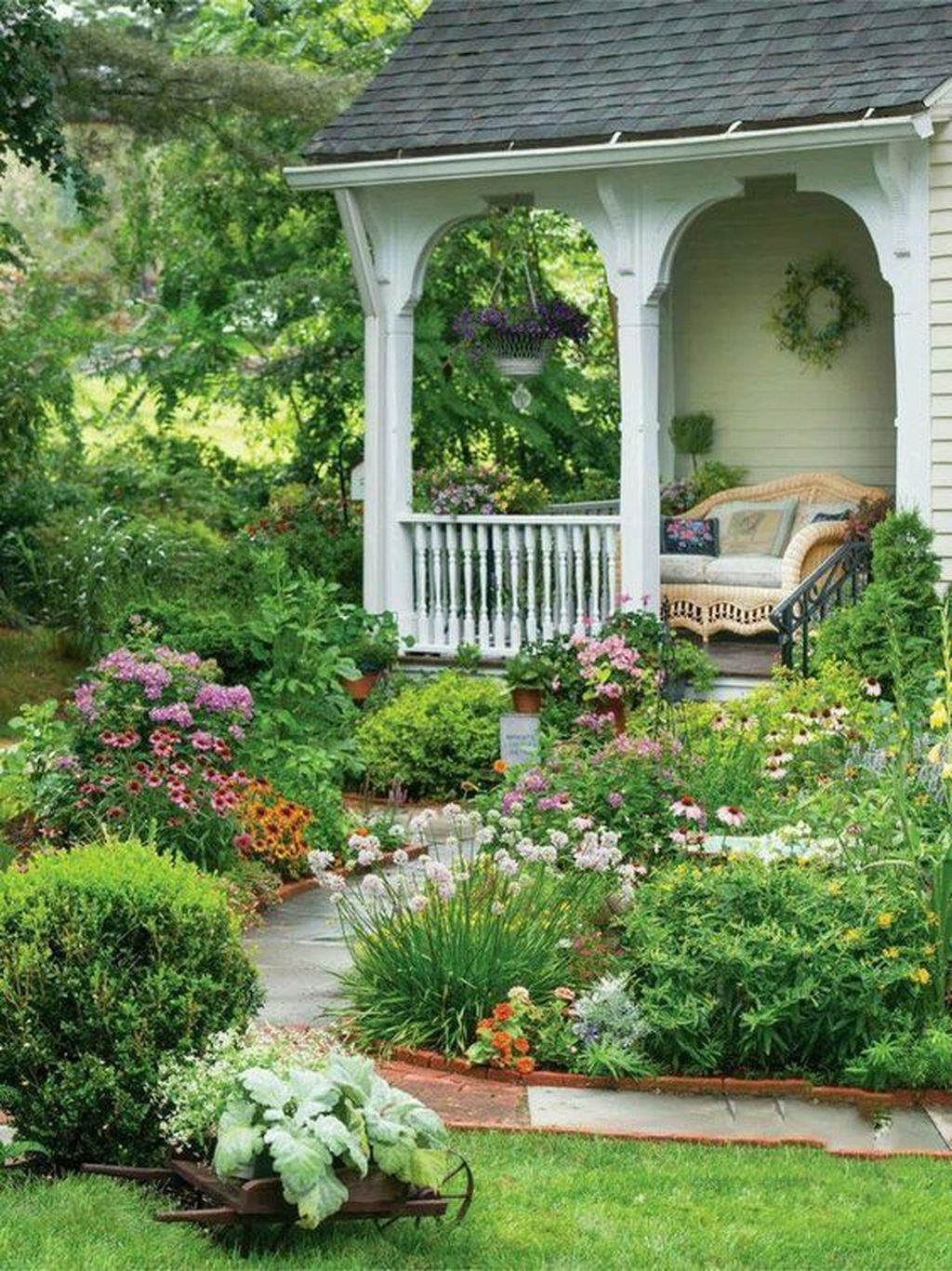 Beautiful Shady Gardens Design Ideas12