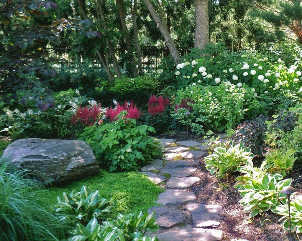 Beautiful Shady Gardens Design Ideas16