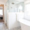 Best Bathroom Decorating Ideas For Comfortable Bath37