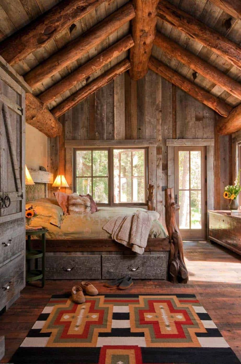 Gorgeous Log Cabin Style Home Interior Design09