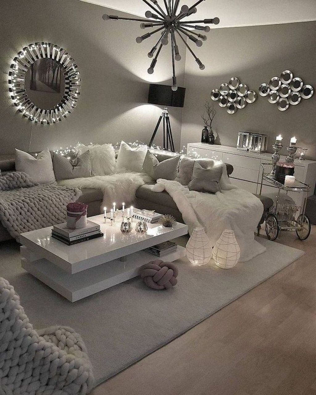 Impressive Apartment Living Room Decorating Ideas On A Budget31