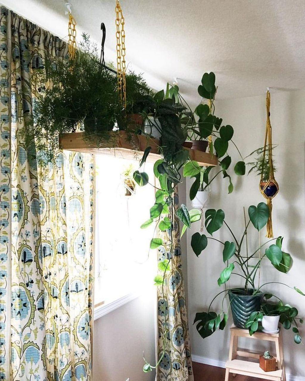 Awesome Indoor Plant Decoration Ideas To Make Natural Comfort In Your Home44