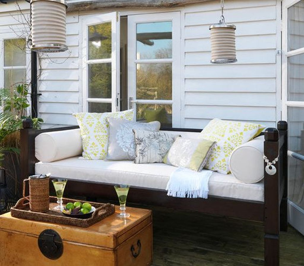 Creative Ideas To Decorate Your Outdoor Room18