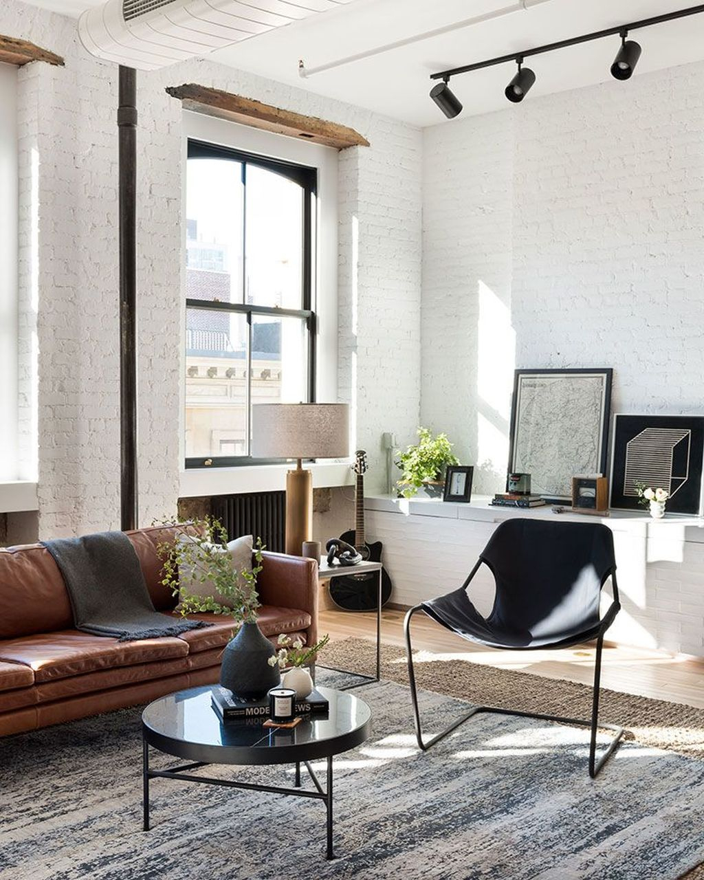 The Best Decorations Industrial Style Living Room That Will Amaze Your Guests06
