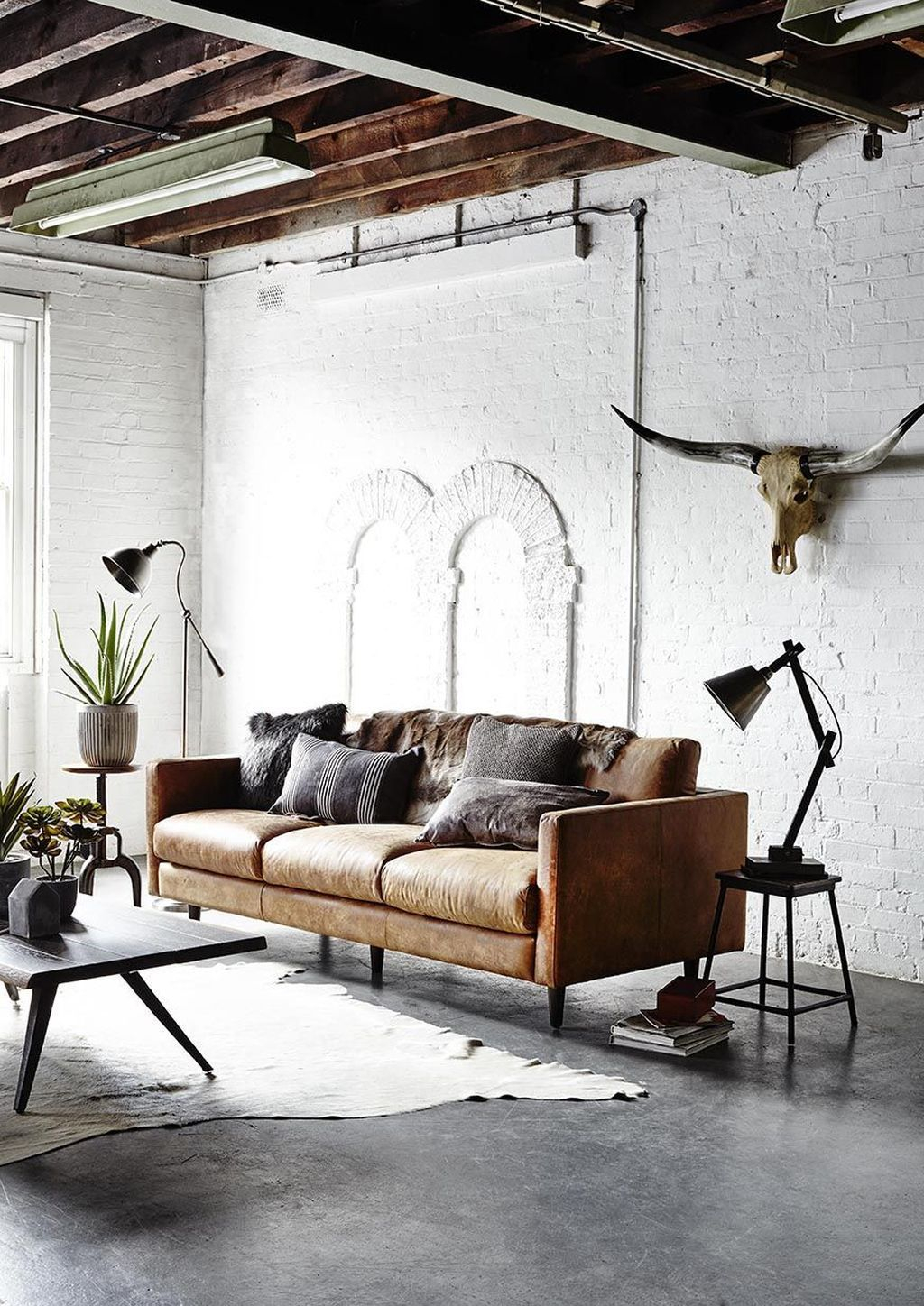 The Best Decorations Industrial Style Living Room That Will Amaze Your Guests37