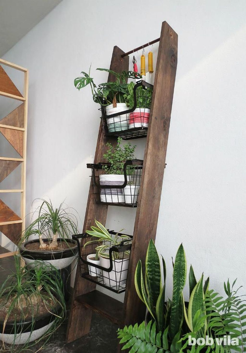 Awesome Diy Plant Shelf Design Ideas To Organize Your Garden16