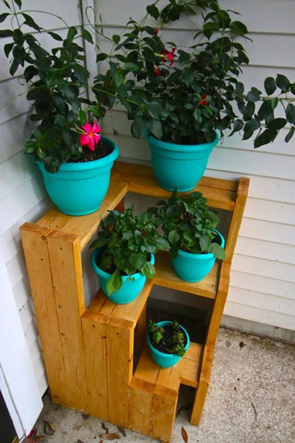 Awesome Diy Plant Shelf Design Ideas To Organize Your Garden34