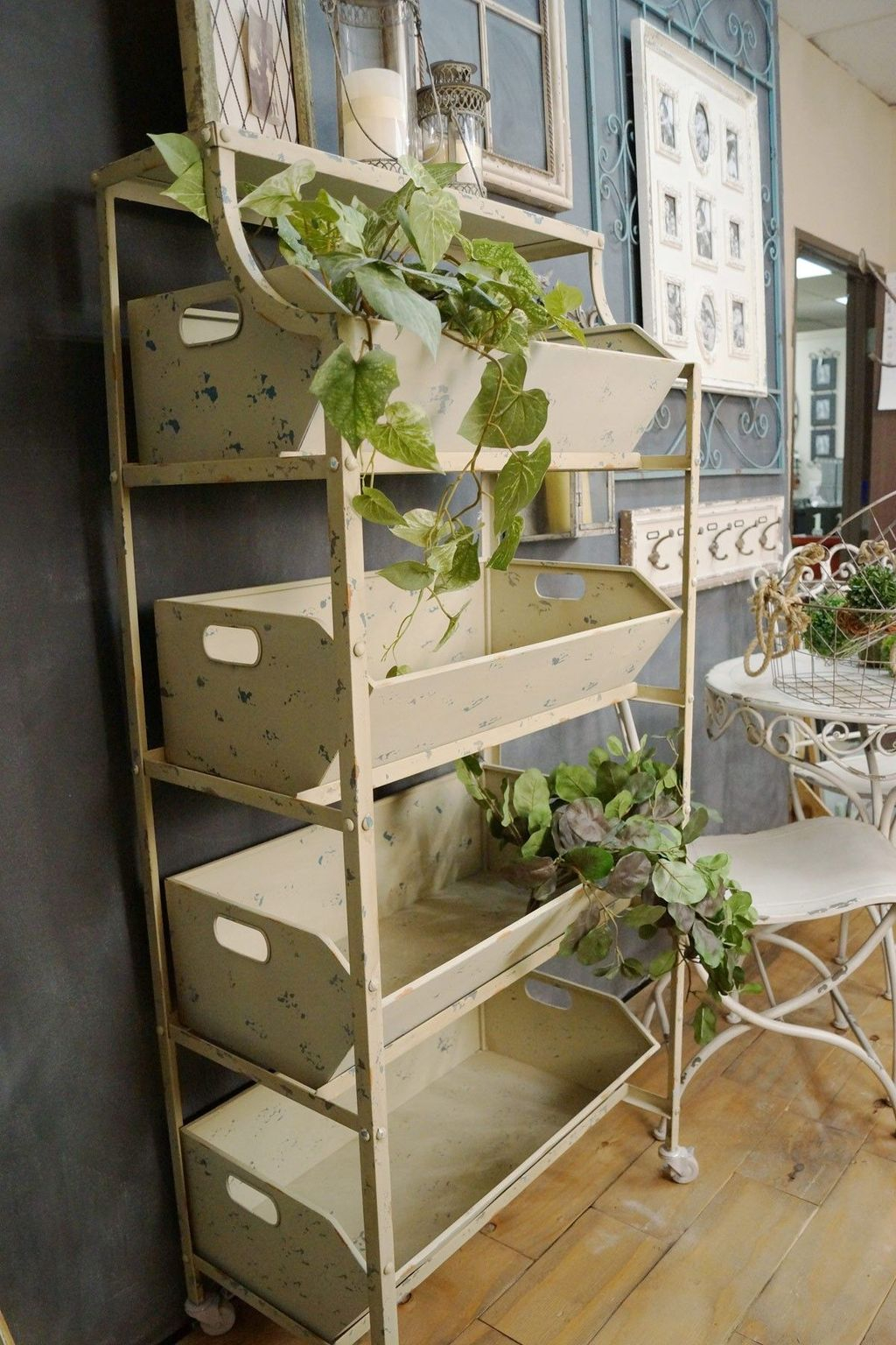 Awesome Diy Plant Shelf Design Ideas To Organize Your Garden35