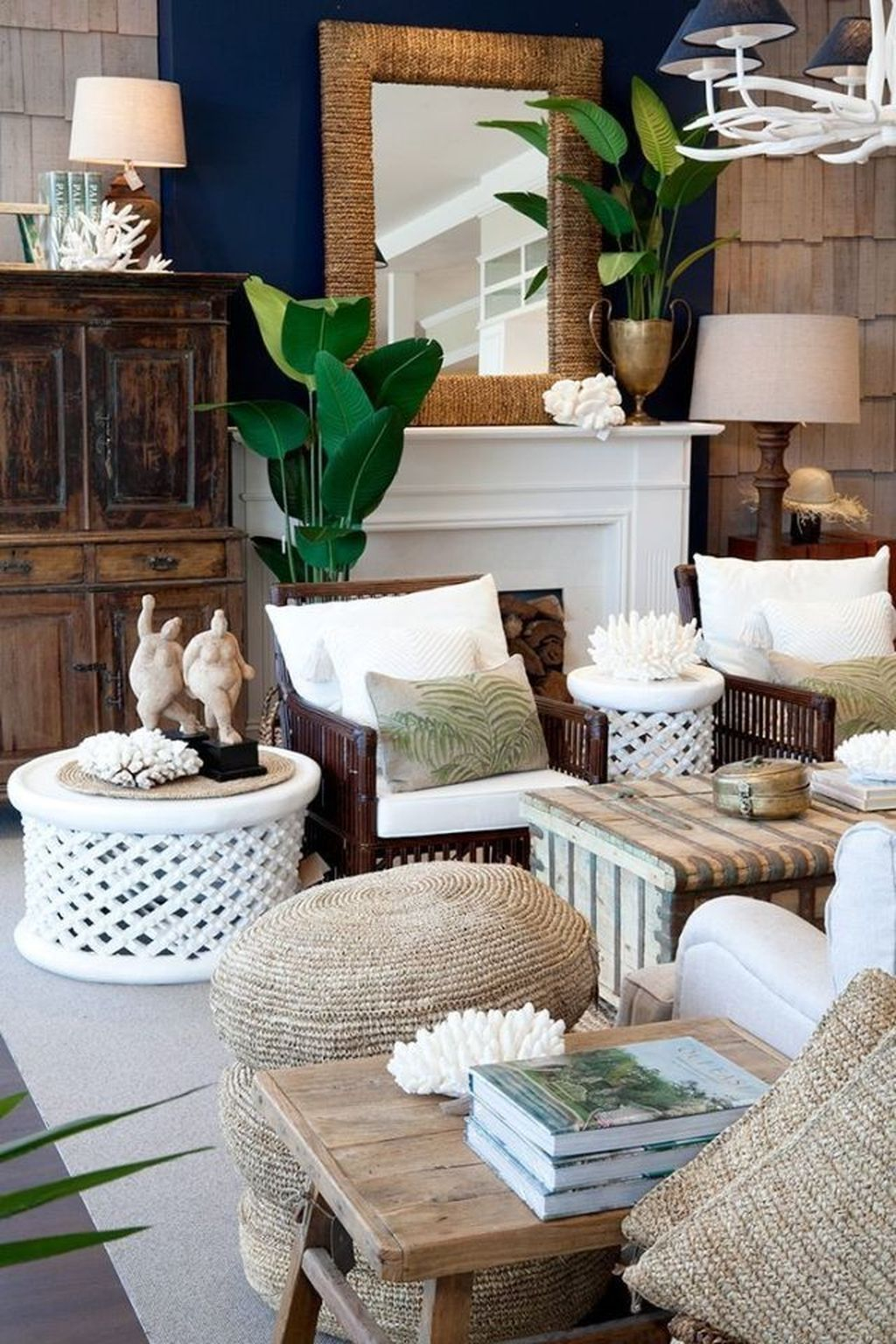 Beautiful Summer Living Room Decor Pieces To Enhance Your Home30