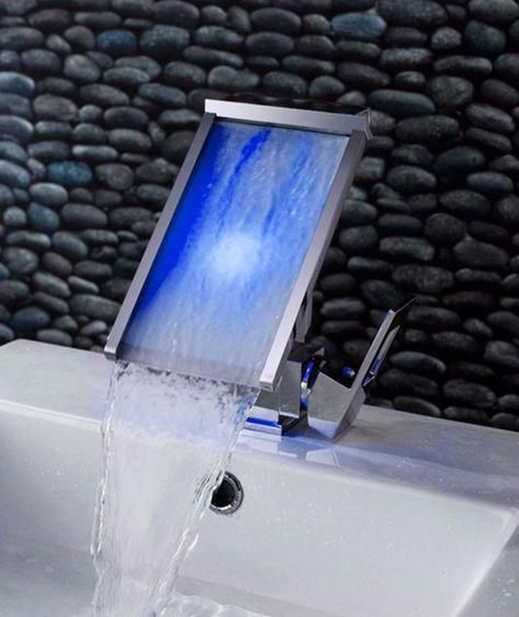 Incredible Water Faucet Design Ideas For Your Bathroom Sink16