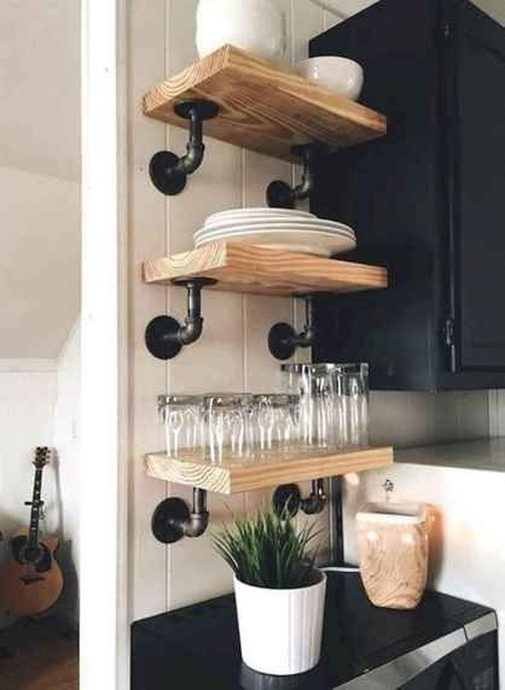 Wonderful Industrial Kitchen Shelf Design Ideas To Organize Your Kitchen09