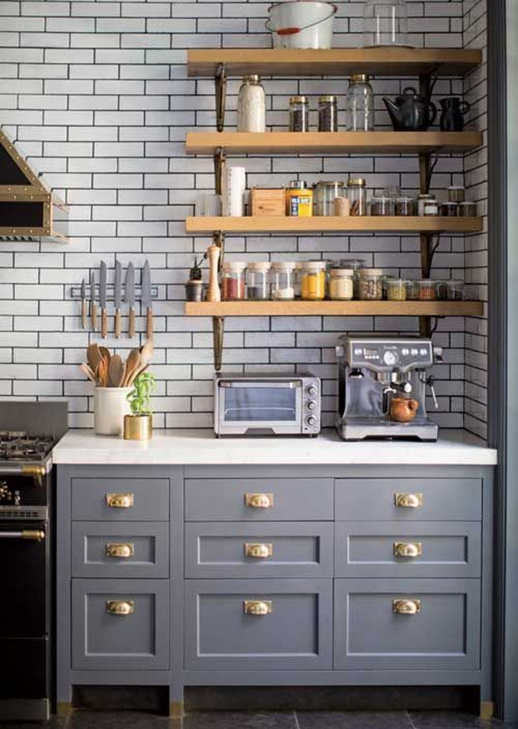 Wonderful Industrial Kitchen Shelf Design Ideas To Organize Your Kitchen31