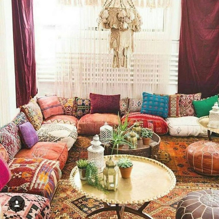 35 Charming Boho Living Room Decorating Ideas With Gypsy Style – HOMISHOME